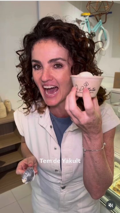 Michelly Correa na Di Piallato em Matinhos